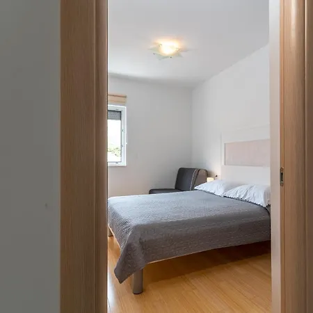 Apartman Lorena Trogir Exterior photo