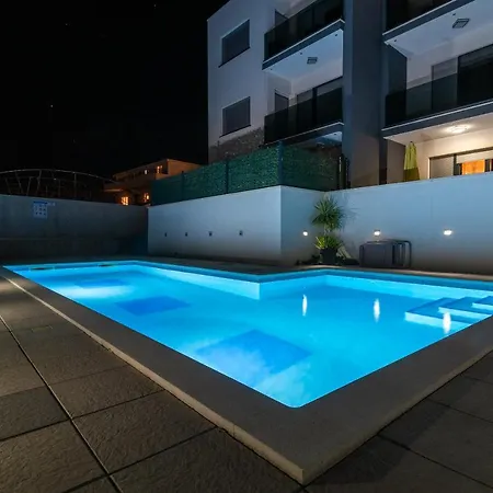 Apartman Lorena Trogir Exterior photo