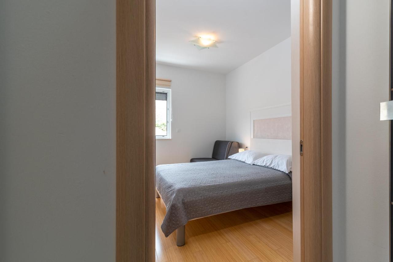 Lorena Apartment *