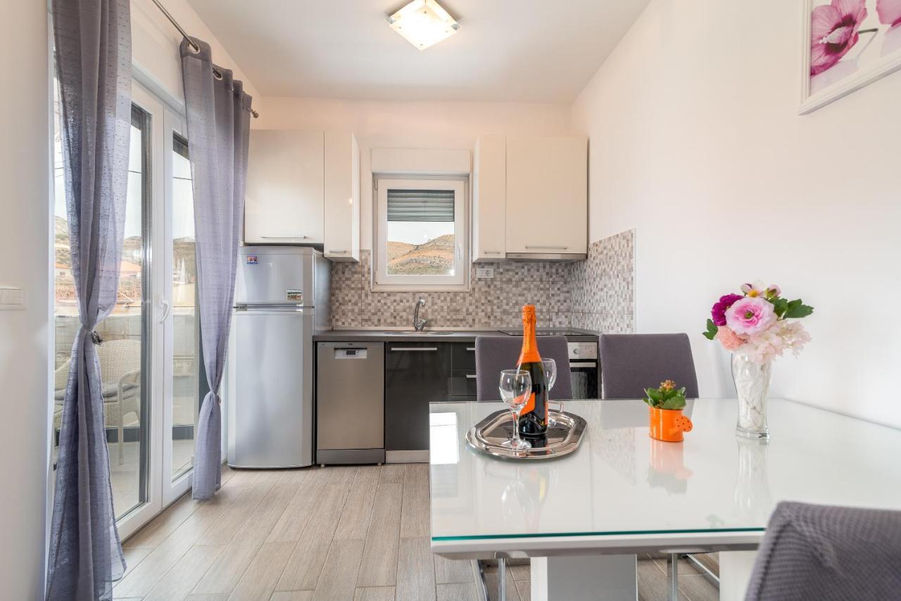 Lorena Apartment